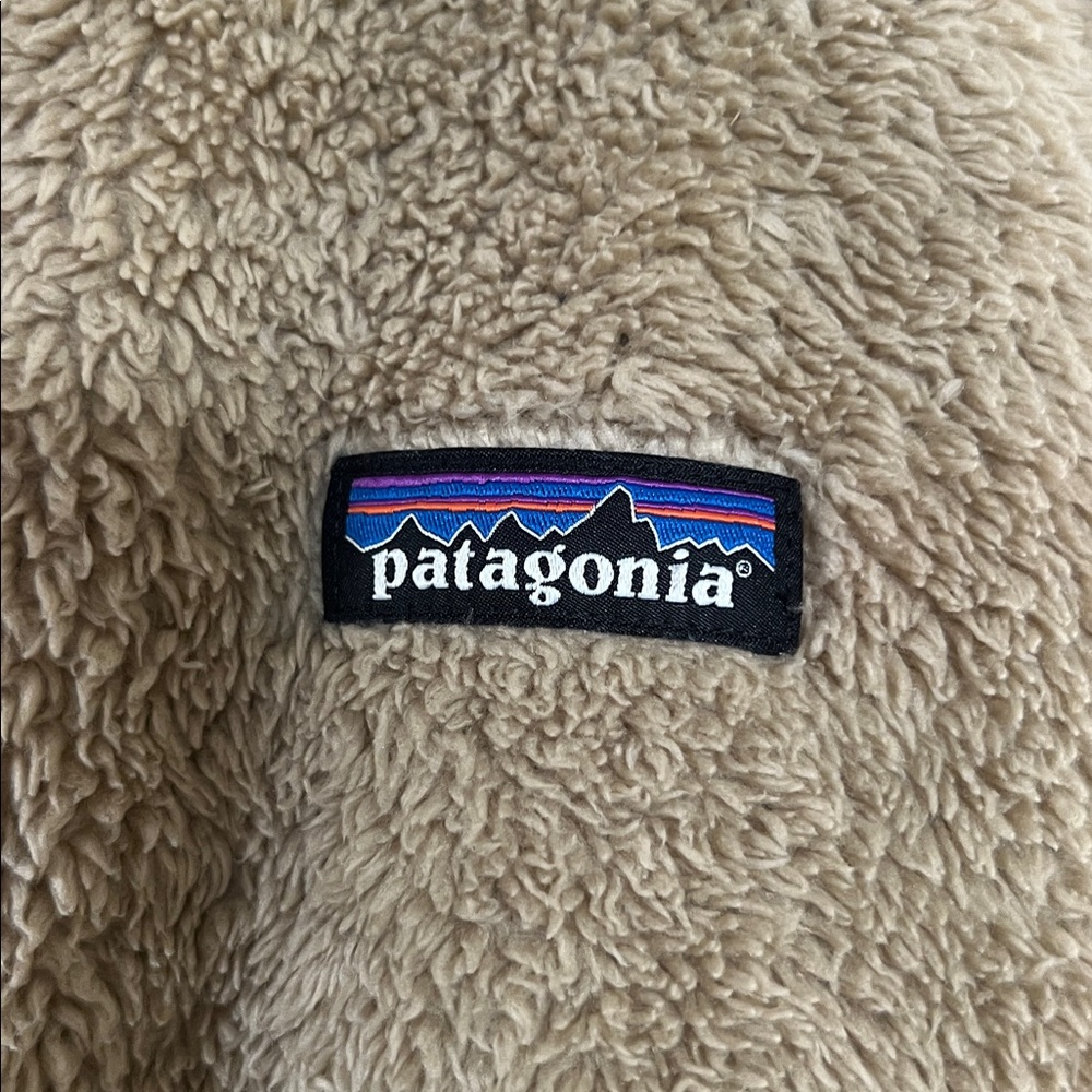 Patagonia Beige Fleece Vest - Picture 2 of 3